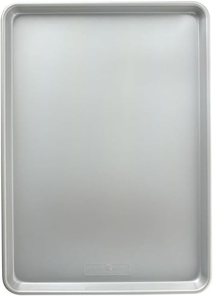 Nordic Ware Brilliant™ Colorful Bakeware 21 x 15 Extra Large Sheet Pan - Image 4