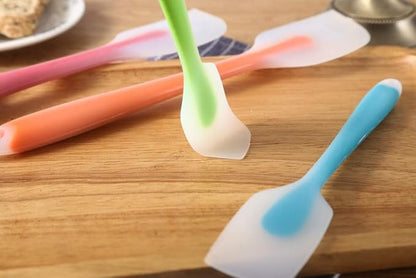 HiramWare Silicone Spatula Set of 4 - Image 2
