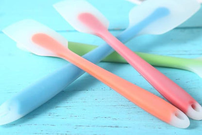 HiramWare Silicone Spatula Set of 4 - Image 7