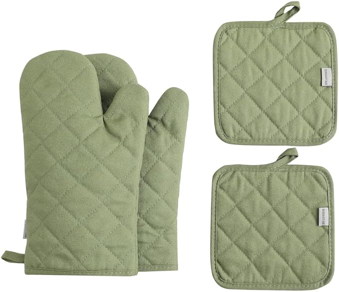 Oven Mitts and Pot Holders 4 pcs Set, High Heat Resistant 500 Degree Extra by M+MIAOYAN