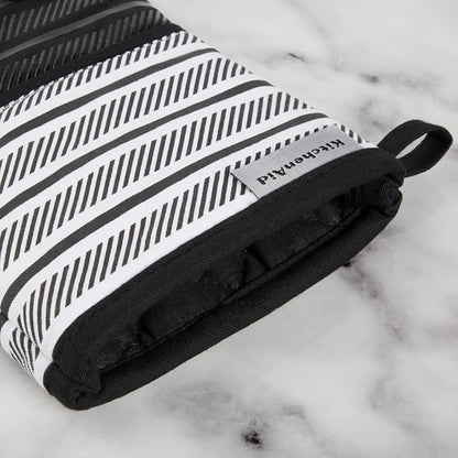 KITCHENAID Albany Oven Mitt 2-Pack Set, Matte Black - Image 3