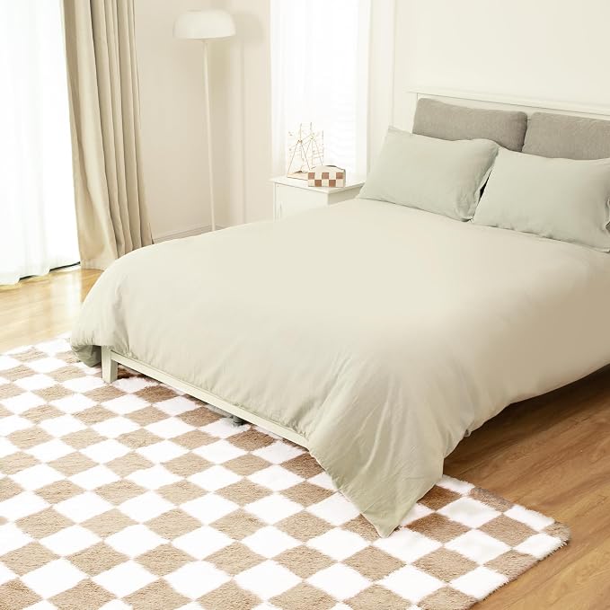 Super Soft Rug for Bedroom, 4x6 Ft Beige and White Area Rug Classic Checkered - Image 8