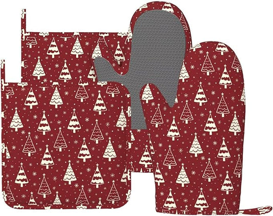 Christmas Oven Mitts and Pot Holders Set by Unknown