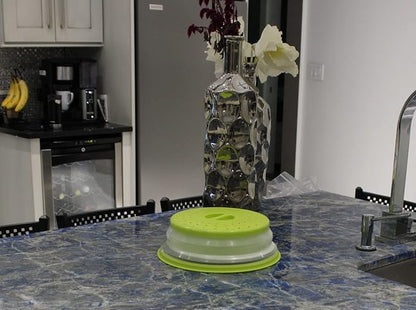 Dependable Industries' 2-in-1 Collapsible Microwave Splatter Guard Cover & - Image 4