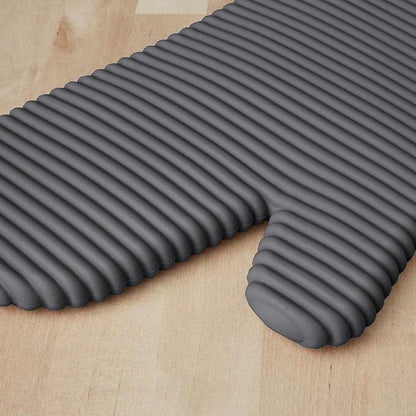 KITCHENAID Ribbed Soft Silicone Oven Mitt 2-Pack Set, Charcoal Grey - Image 4