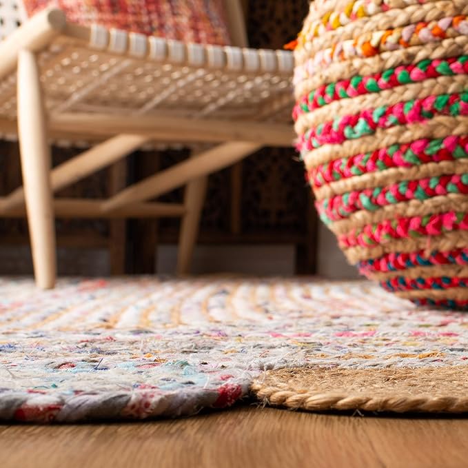 SAFAVIEH Cape Cod Collection Area Rug - Image 3