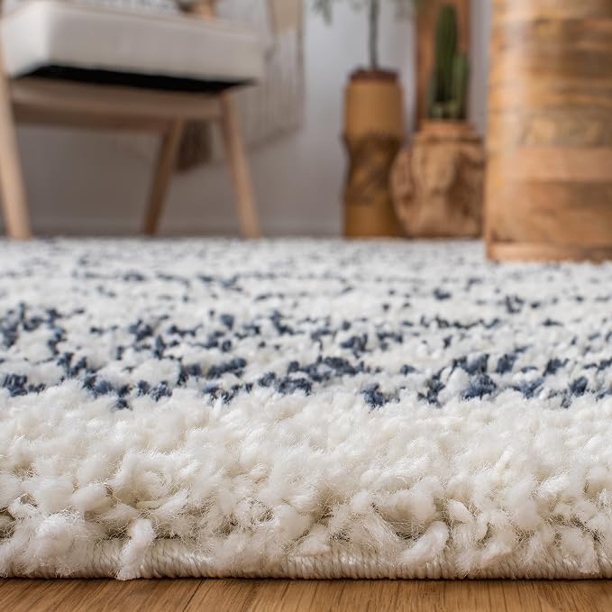SAFAVIEH Area Rug 11x15 - Image 4