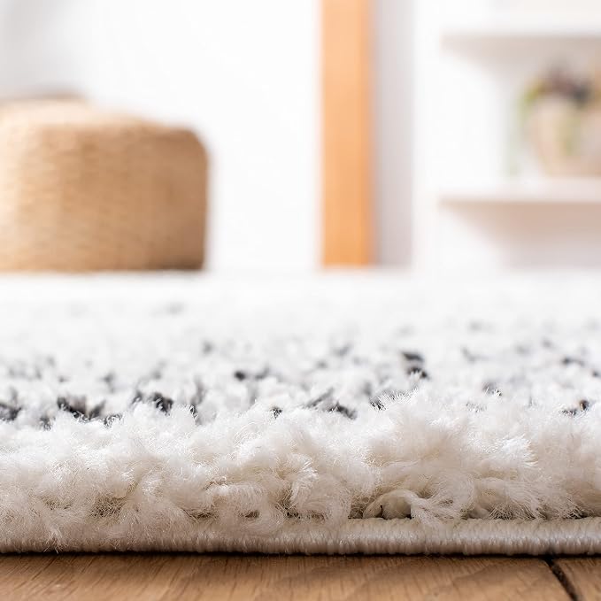 SAFAVIEH Arizona Shag Collection Runner Rug - Image 6
