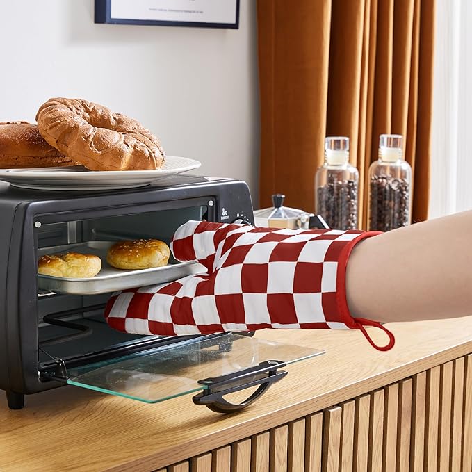 Ohocut Red Checkered Oven Mitts Heat Resistant, Vintage Retro Checkerboard Cute - Image 2