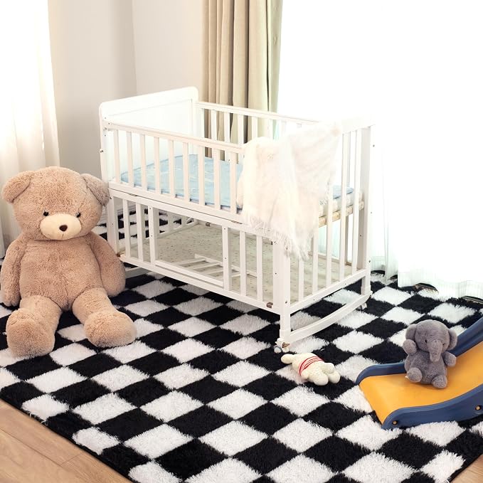 Super Soft Rug for Bedroom, 5x8 Ft Black and White Area Rug Classic Checkered - Image 6