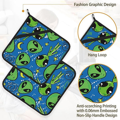 Green Alien Pot Holder Set of 2, Heat Resistant Potholders Oven Hot Pads - Image 4