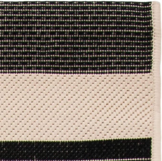SAFAVIEH Washable Rug Outdoor Courtyard Collection - Image 5