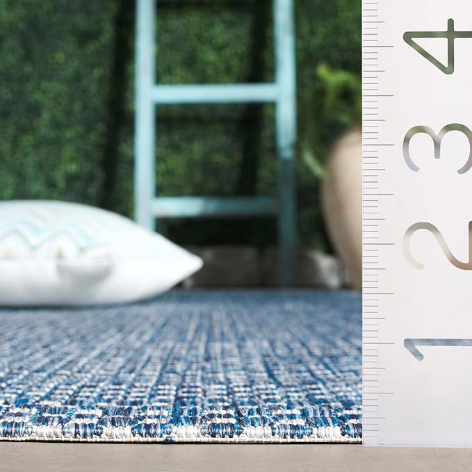 SAFAVIEH Washable Rug Outdoor Courtyard Collection - Image 6