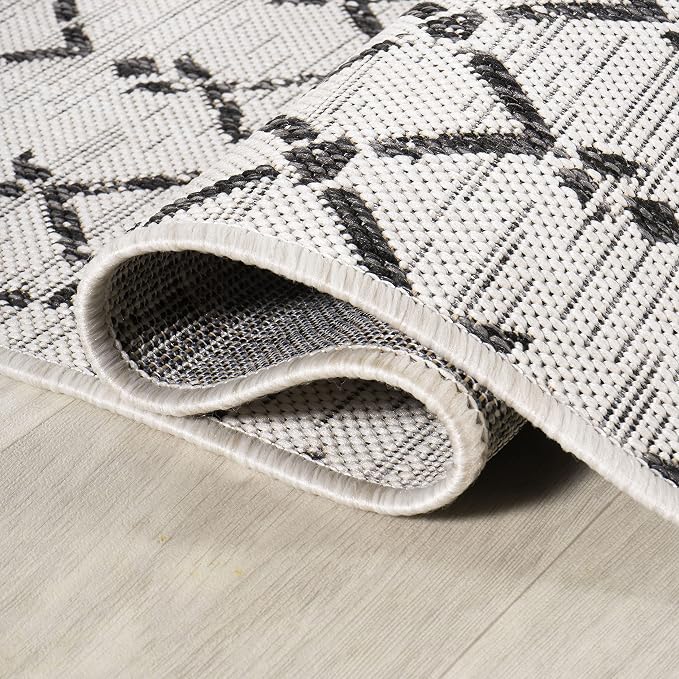 JONATHAN Y Moroccan Geometric Indoor Outdoor Area Rug 5X8 Cream/Black, Ourika - Image 6