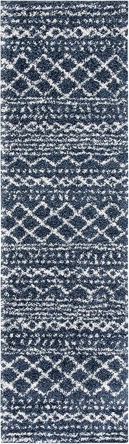 SAFAVIEH Arizona Shag Collection Runner Rug by Unknown