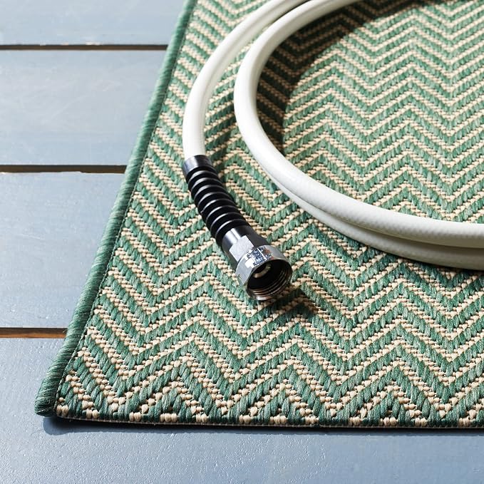 SAFAVIEH Outdoor Area Rug 9x12 - Image 5