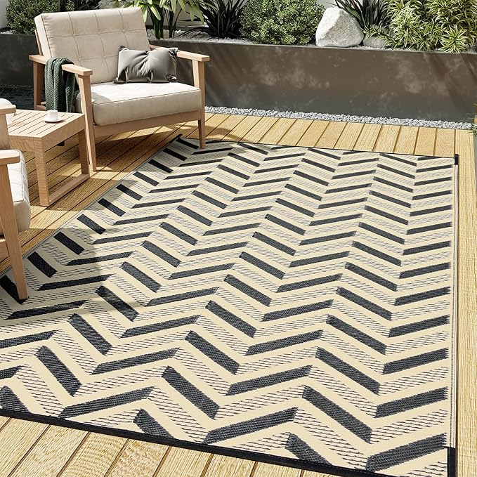 HUGEAR Outdoor Plastic Straw Rug, Waterproof Outdoor Rugs by HUGEAR