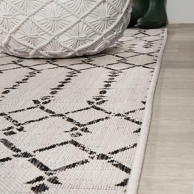 JONATHAN Y Moroccan Geometric Indoor Outdoor Square Area Rug 4X4 Cream/Black - Image 7