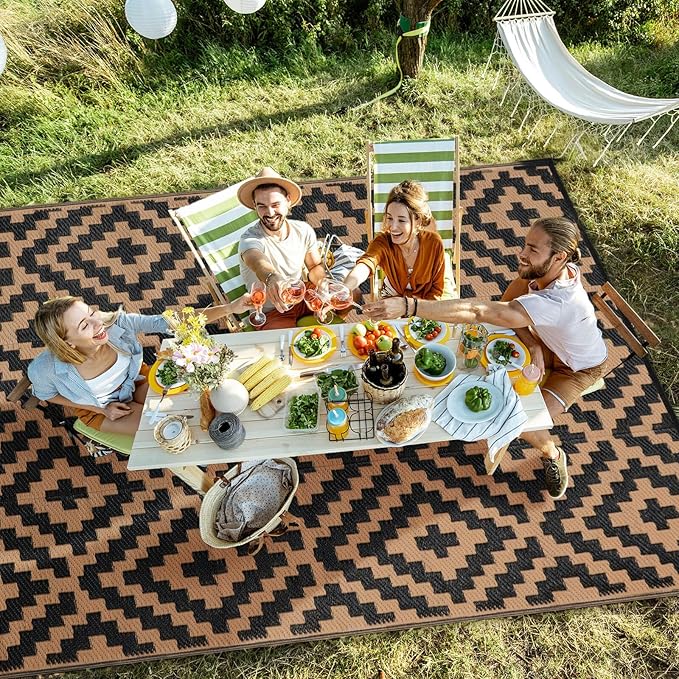 Outdoor Patio Plastic Straw Rug - Image 2