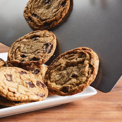 Farberware Insulated Nonstick Bakeware 14-Inch x 16-Inch Jumbo Cookie Sheet - Image 11