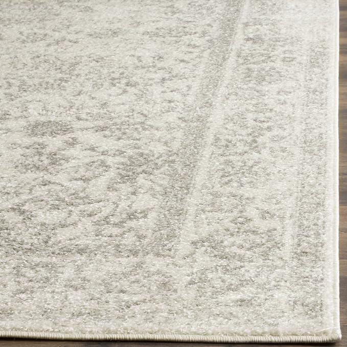 SAFAVIEH Area Rug 3x5 - Image 2