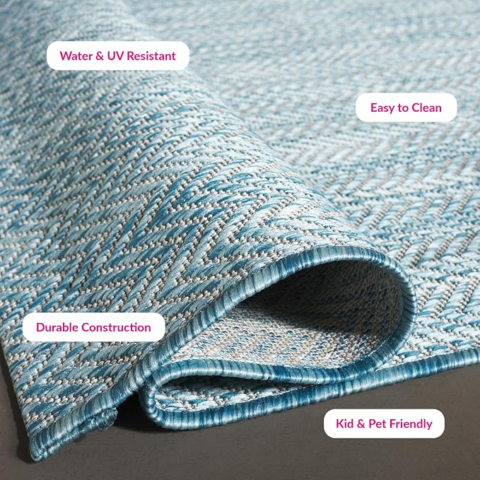 SAFAVIEH Outdoor Accent Rug 2'x3'7" - Image 8