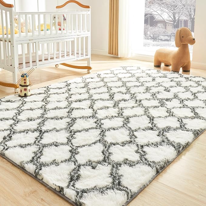 Litanika 8x10 Geometric Shag Area Rug - Image 4