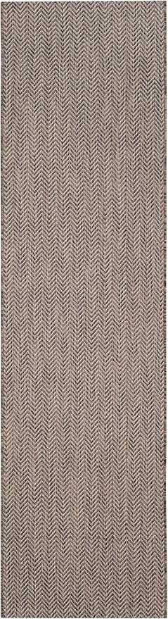 SAFAVIEH Outdoor Runner Rug 2'3"x8' - Image 3