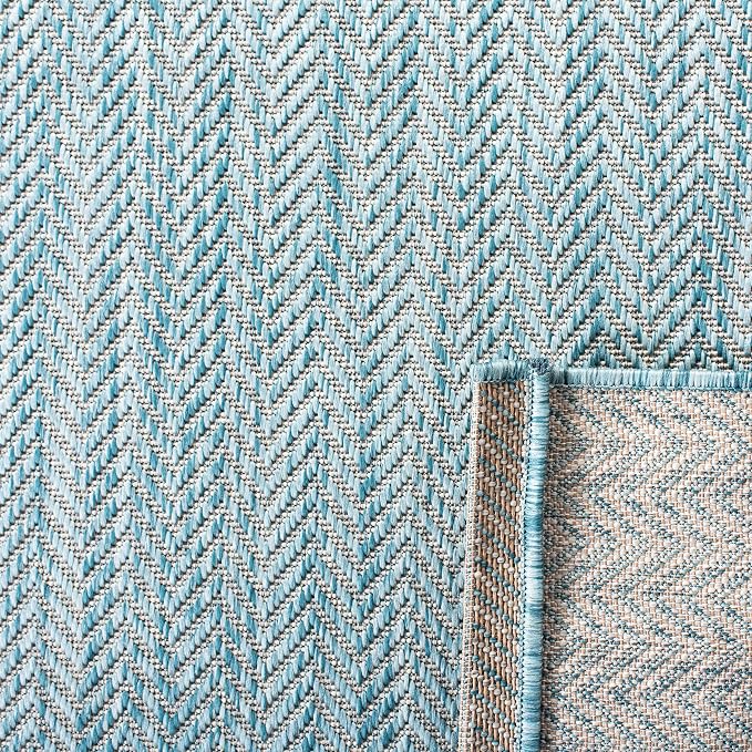 SAFAVIEH Outdoor Accent Rug 2'x3'7" - Image 9