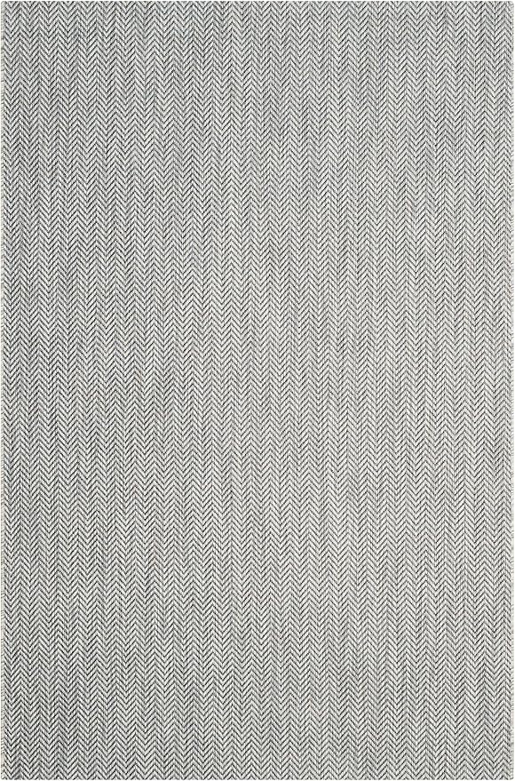 SAFAVIEH Outdoor Area Rug 5'3"x7'7" - Image 2