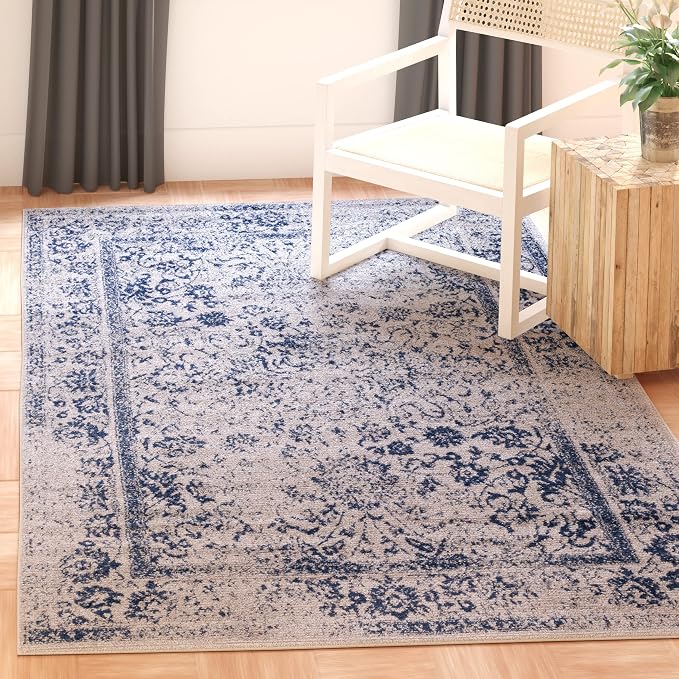 SAFAVIEH Area Rug 4x6 - Image 2