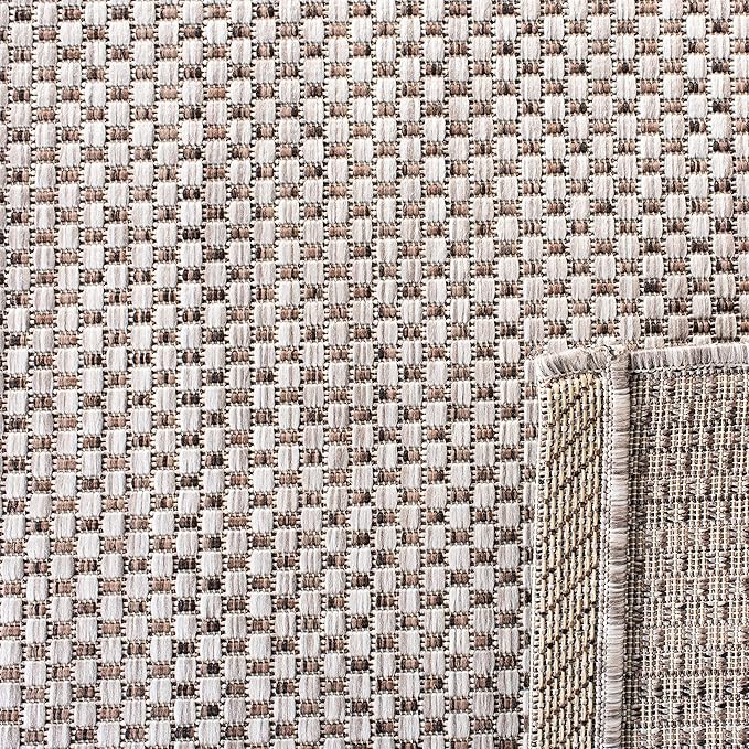 SAFAVIEH Washable Rug Outdoor Courtyard Collection - Image 4
