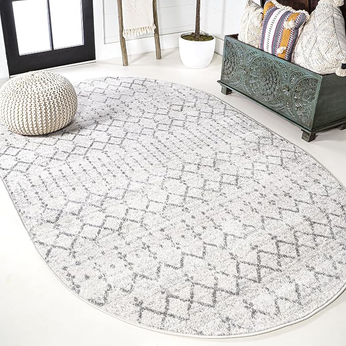 JONATHAN Y Boho Vintage Diamond Cream/Gray Oval Area Rug 4X6 ft, Moroccan Hype by JONATHANY