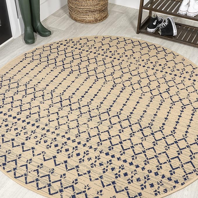 JONATHAN Y Moroccan Geometric Indoor Outdoor Round Area Rug 4 Ft Beige/Navy by JONATHANY