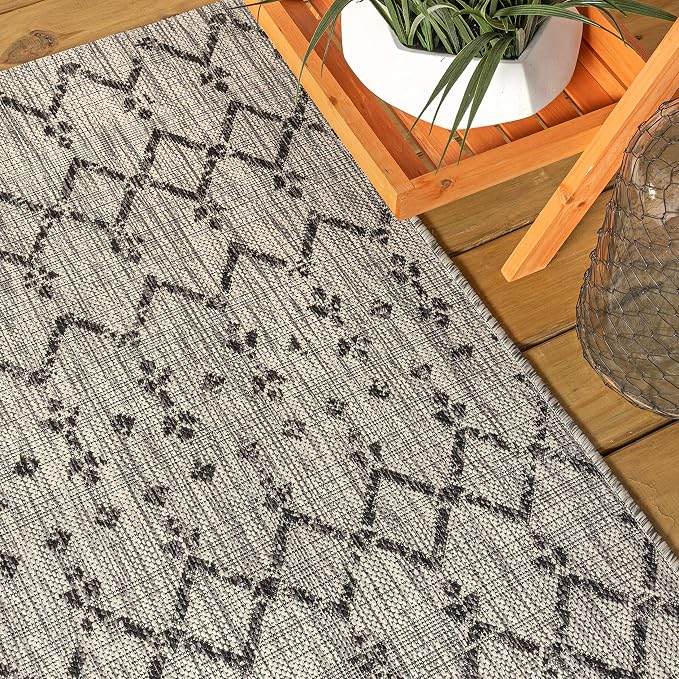 JONATHAN Y Moroccan Geometric Indoor Outdoor Area Rug 5X8 Light Gray/Black - Image 7