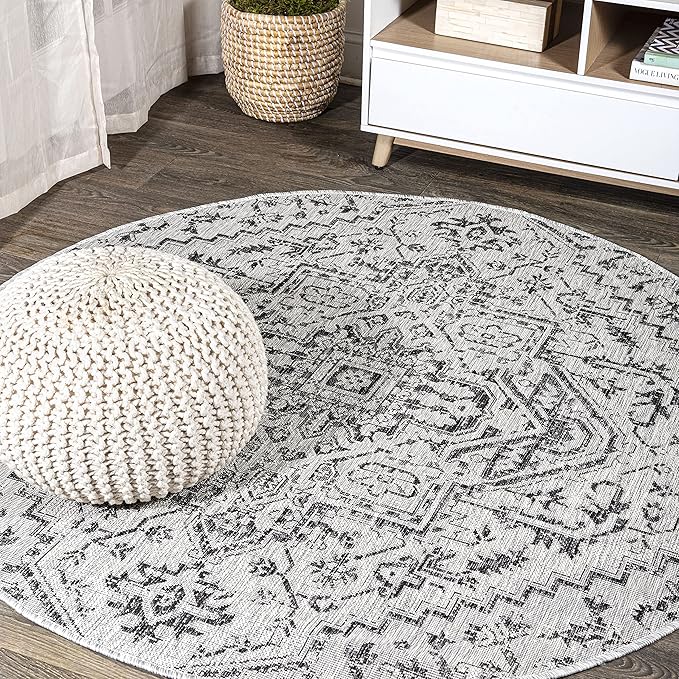 JONATHAN Y Boho Medallion Indoor Outdoor Round Area Rug 8 Ft Black/Gray by JONATHANY