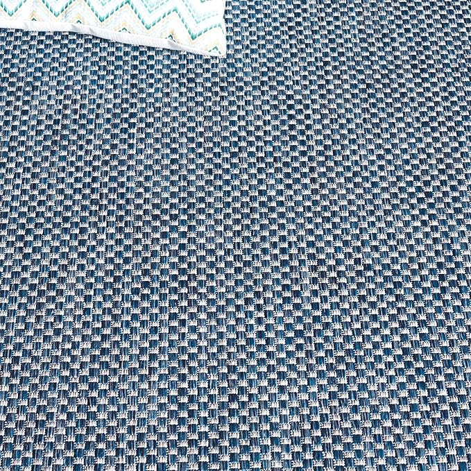 SAFAVIEH Washable Rug Outdoor Courtyard Collection - Image 6