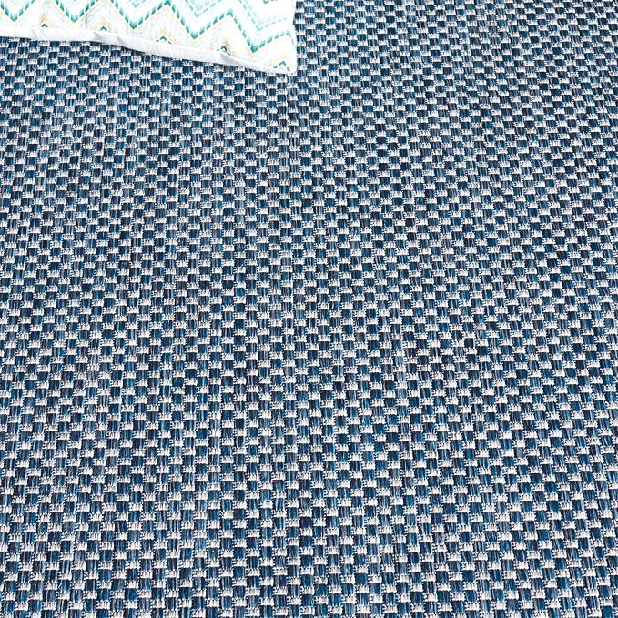 SAFAVIEH Washable Rug Outdoor Courtyard Collection - Image 6