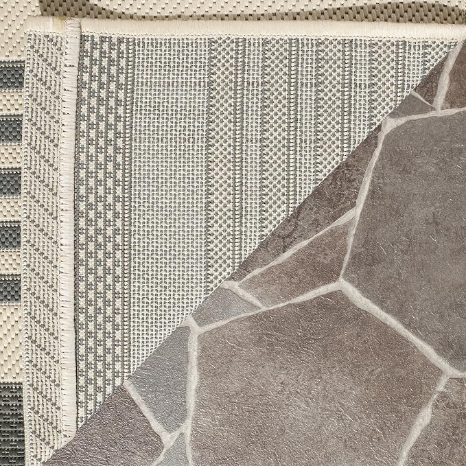 SAFAVIEH Washable Rug Outdoor Courtyard Collection - Image 8