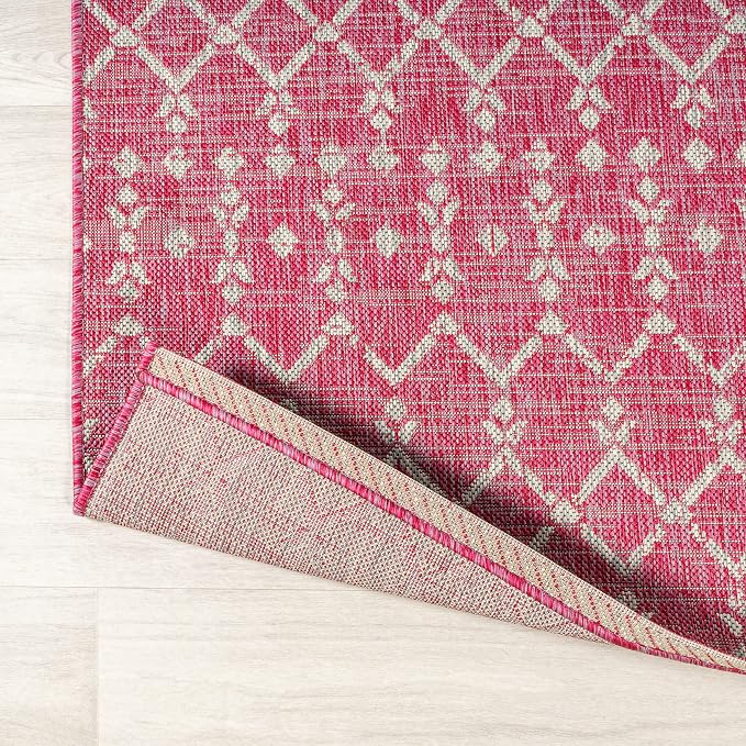 JONATHAN Y Moroccan Geometric Indoor Outdoor Area Rug 5X8 Fuchsia/Light Gray - Image 5