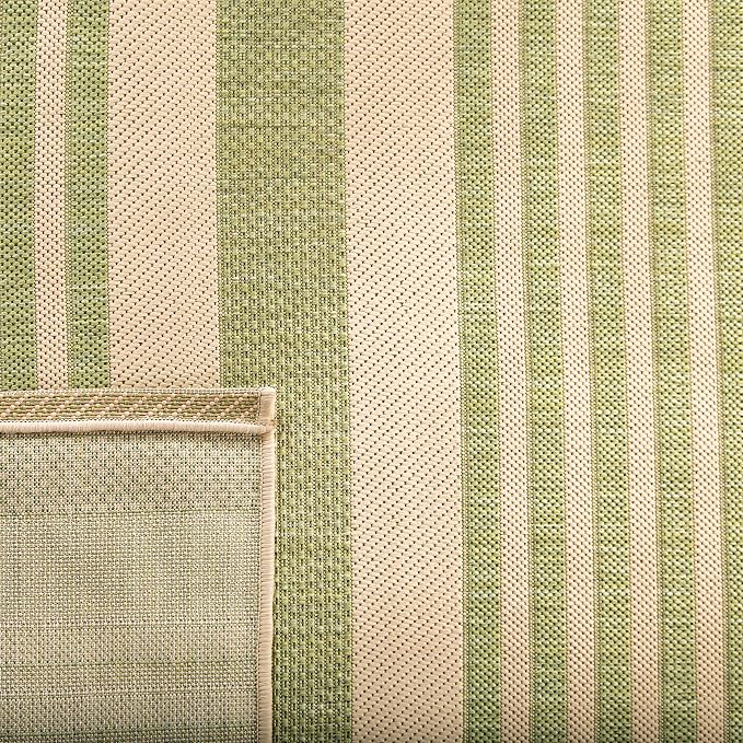SAFAVIEH Washable Rug Outdoor Courtyard Collection - Image 9